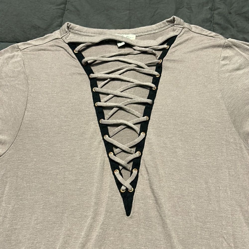 Express Top - Picture 2 of 5